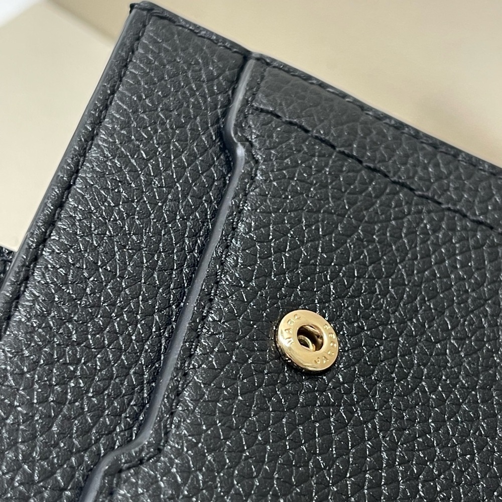 (new+tag) Marc Jacobs phone full leather crossbody fit iphone pro max - Picture 9 of 14